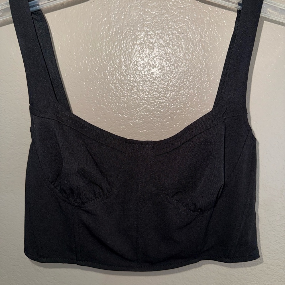 La Hearts Black Cropped Shirt